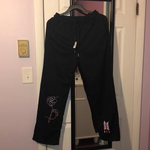 Casual Sweatpants BTS